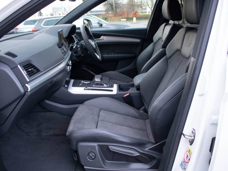 Audi Q5   Registered:2018(68)