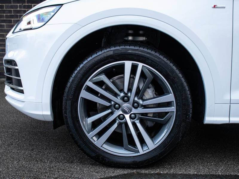 Audi Q5   Registered:2018(68)