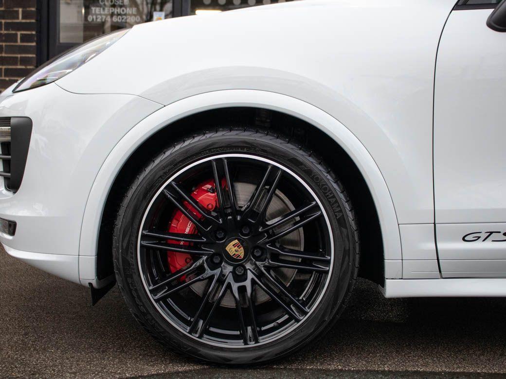 Porsche Cayenne 3.6 V6 GTS Tiptronic S 440ps Estate Petrol Carrara White Metallic