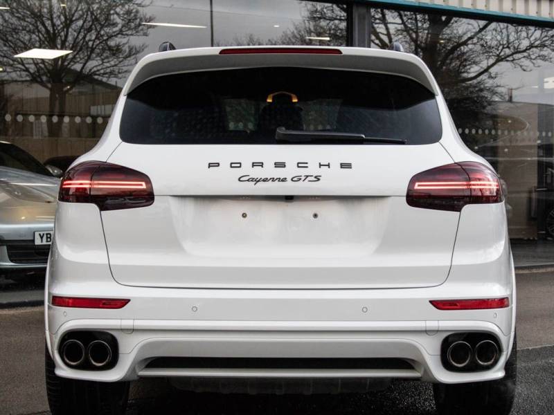 Porsche Cayenne   Registered:2017(66)