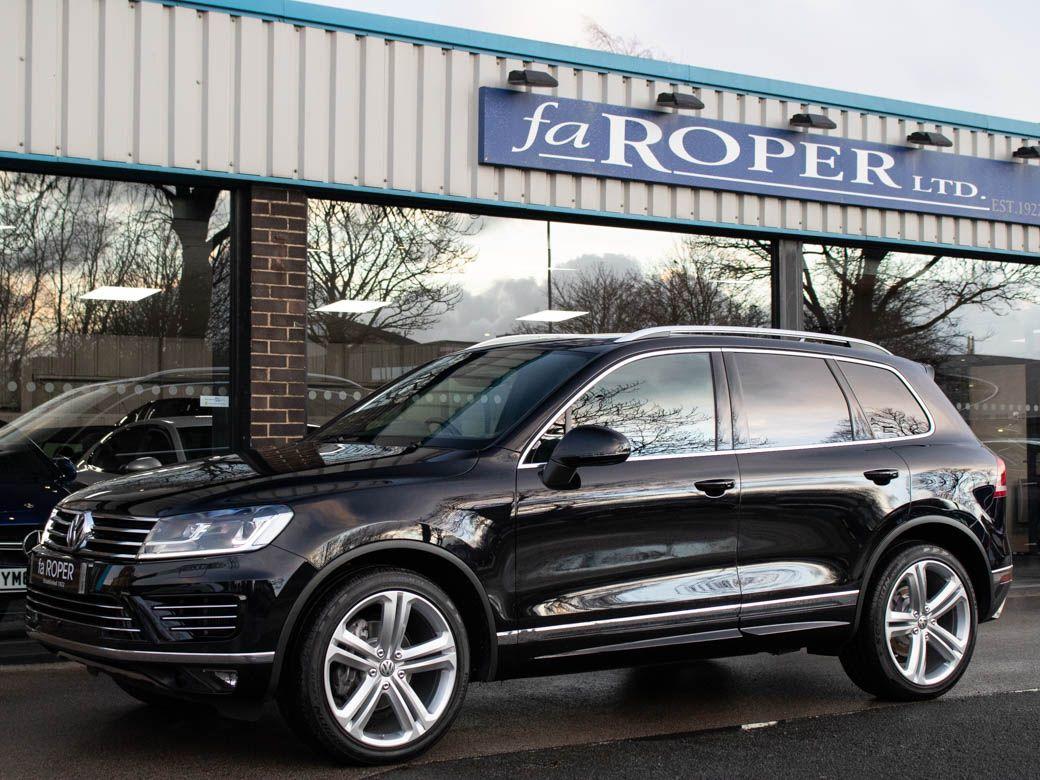 Volkswagen Touareg 3.0 V6 TDI BMT R Line Plus Auto 262ps Estate Diesel Deep Black Pearl