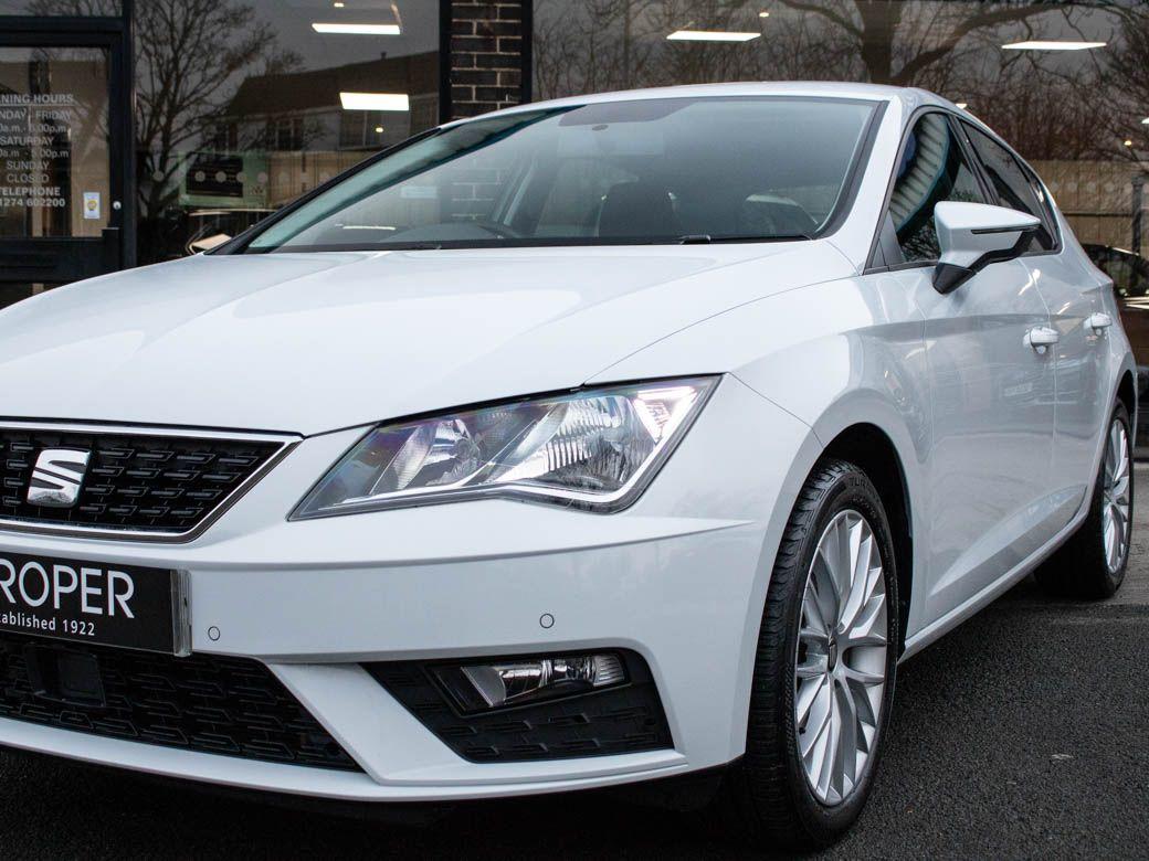 SEAT Leon 1.0 TSI SE Dynamic 115ps Hatchback Petrol White