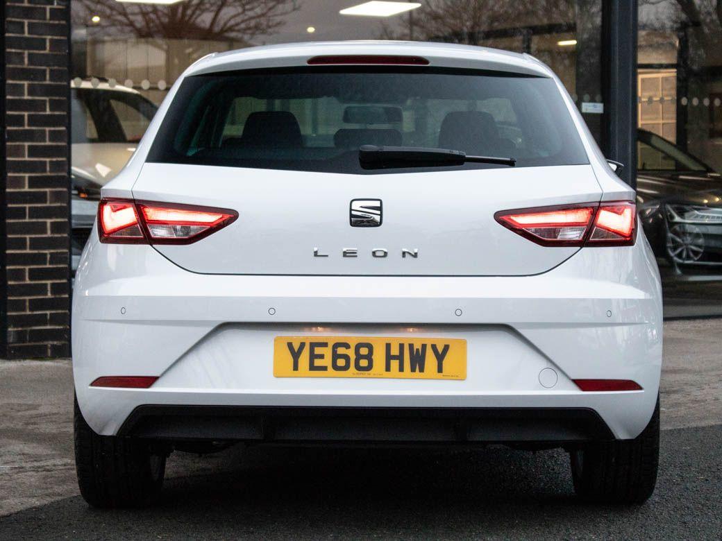 SEAT Leon 1.0 TSI SE Dynamic 115ps Hatchback Petrol White