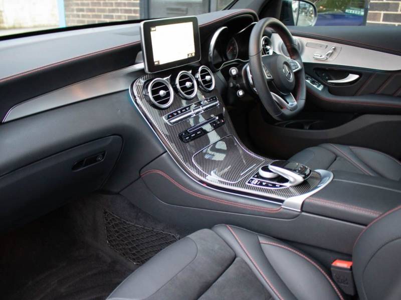 Mercedes Benz GLC   Registered:2018(18)