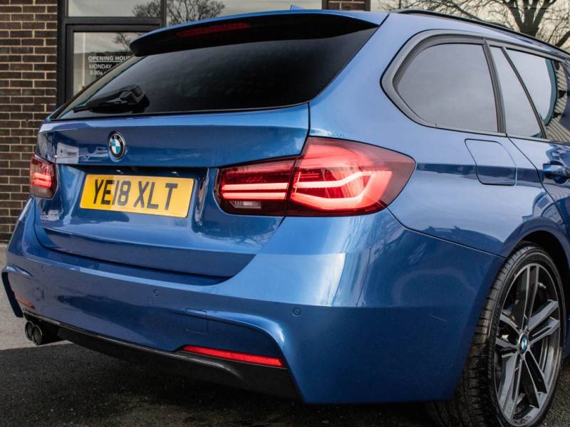 BMW 3 Series   Registered:2018(18)