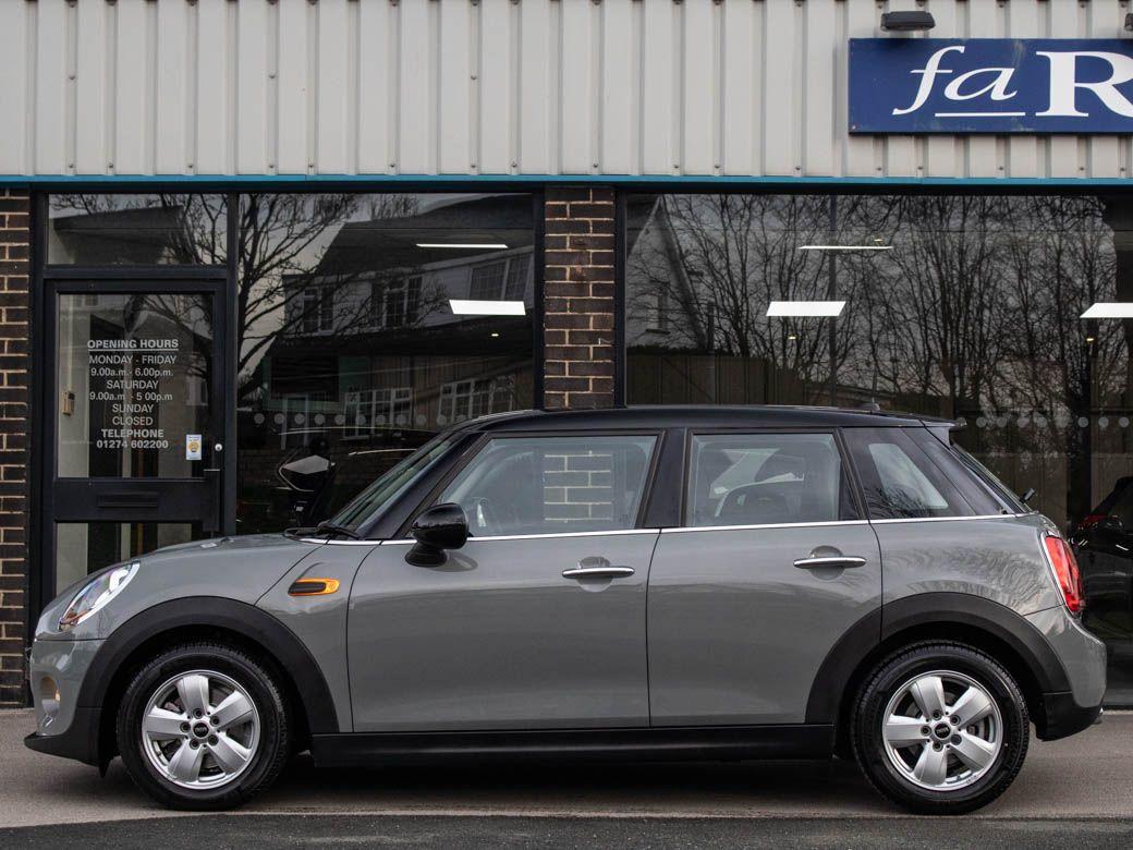 Mini Hatchback 1.5 Cooper 5 door Hatchback Petrol Moonwalk Grey Metallic