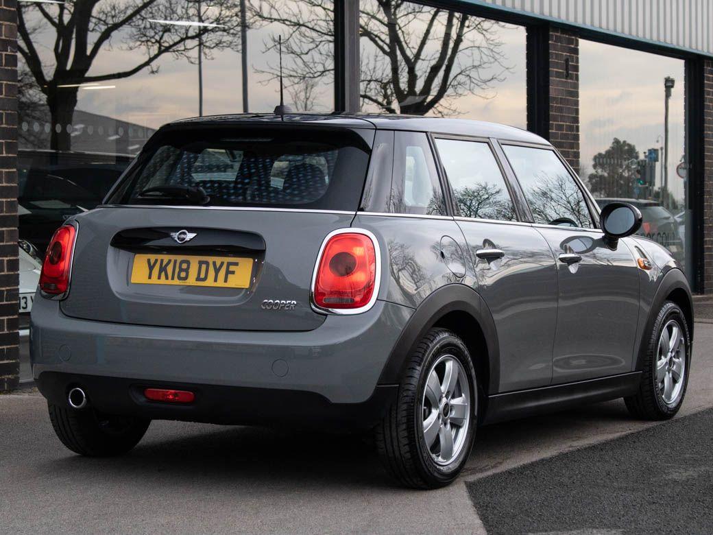 Mini Hatchback 1.5 Cooper 5 door Hatchback Petrol Moonwalk Grey Metallic