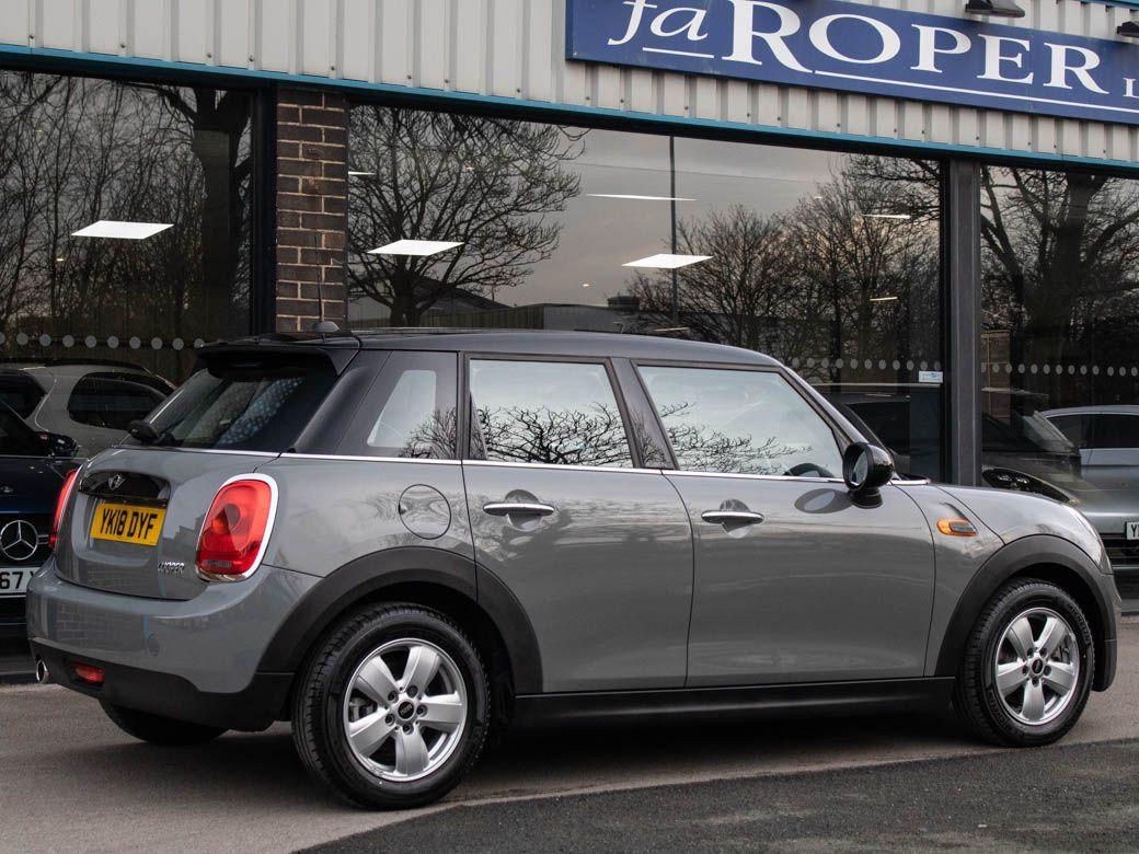 Mini Hatchback 1.5 Cooper 5 door Hatchback Petrol Moonwalk Grey Metallic