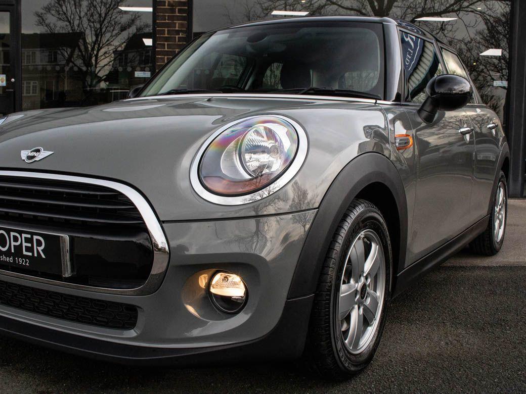 Mini Hatchback 1.5 Cooper 5 door Hatchback Petrol Moonwalk Grey Metallic