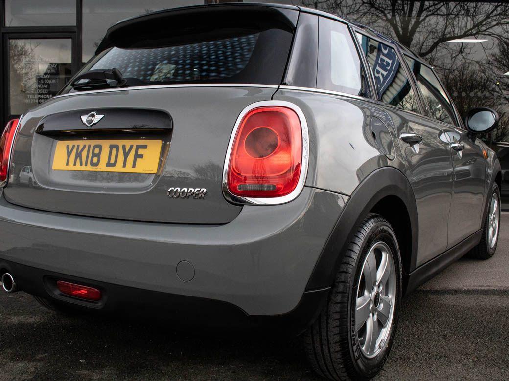 Mini Hatchback 1.5 Cooper 5 door Hatchback Petrol Moonwalk Grey Metallic