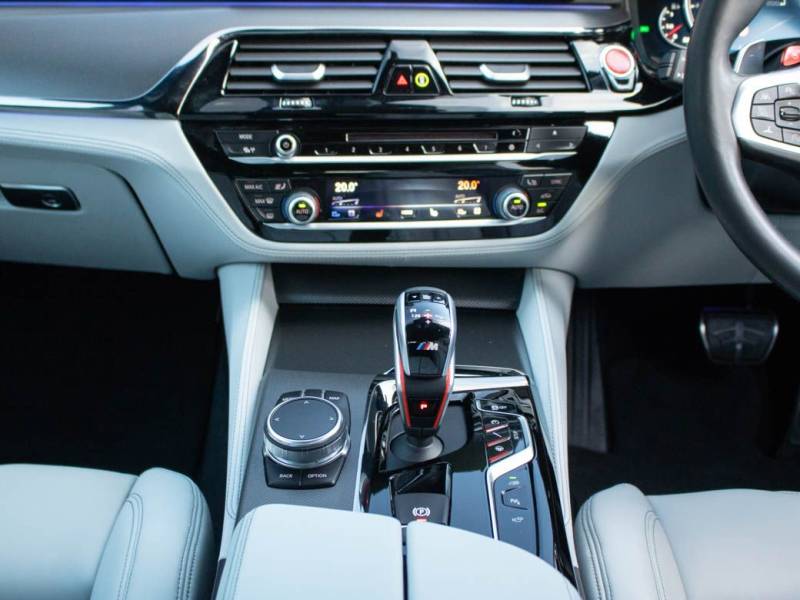 BMW M5   Registered:2018(18)