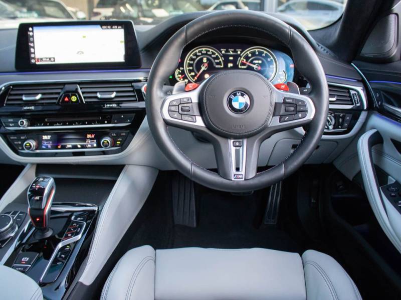 BMW M5   Registered:2018(18)