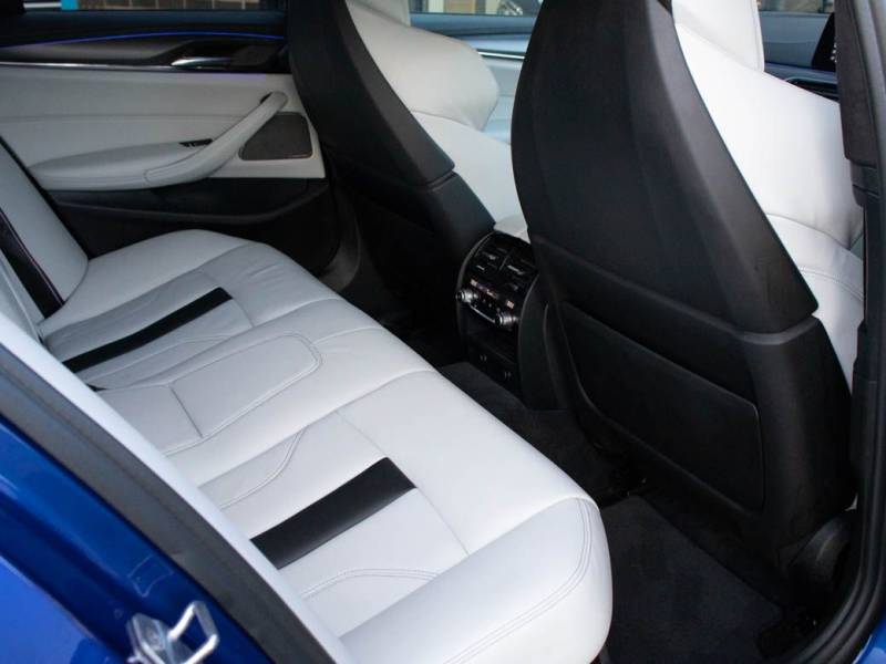 BMW M5   Registered:2018(18)