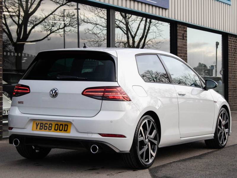Volkswagen Golf   Registered:2018(68)