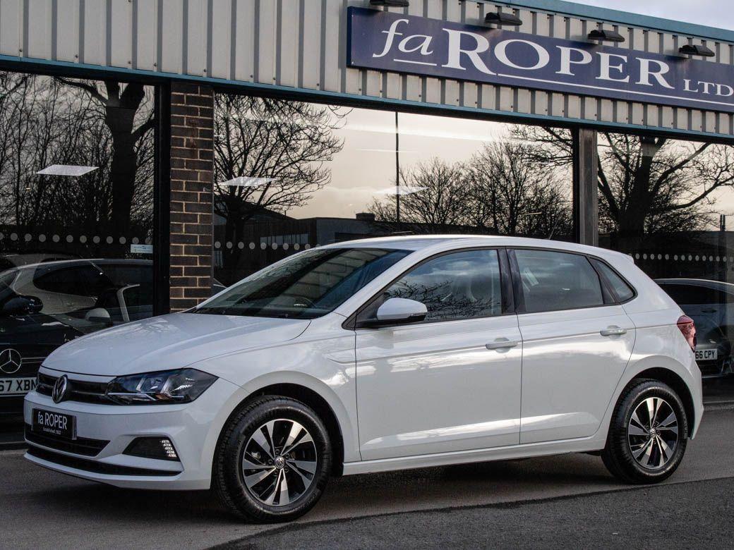 Volkswagen Polo 1.0 TSI 95ps SE 5 door Hatchback Petrol Pure White