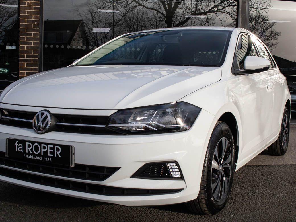 Volkswagen Polo 1.0 TSI 95ps SE 5 door Hatchback Petrol Pure White