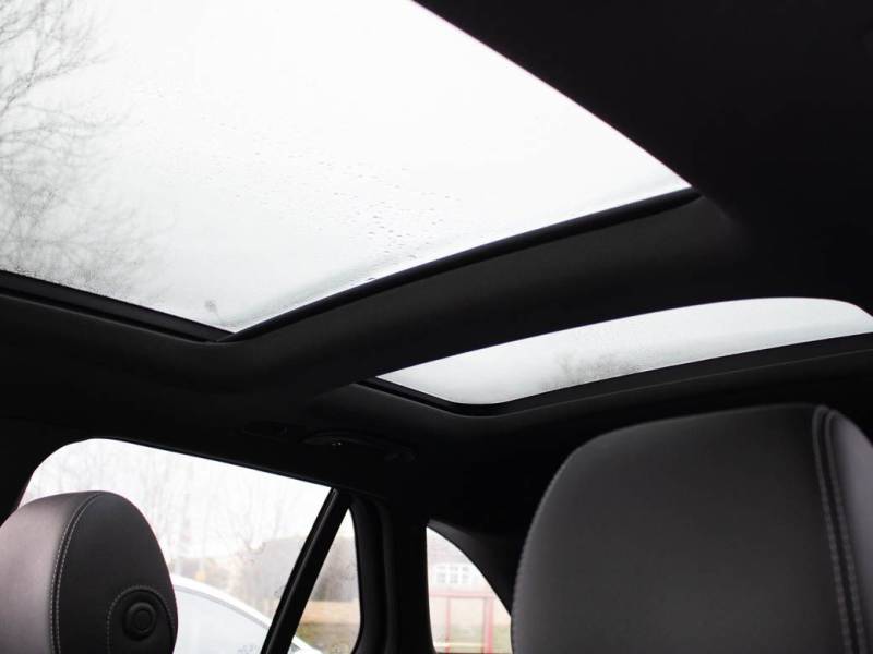 Mercedes Benz GLC   Registered:2017(17)