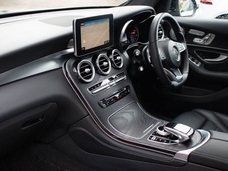 Mercedes Benz GLC   Registered:2017(17)