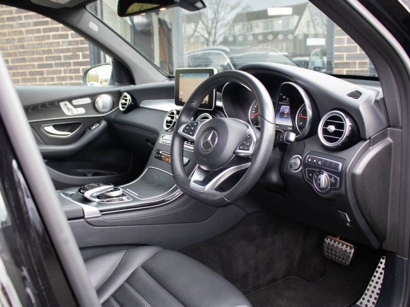 Mercedes Benz GLC   Registered:2017(17)