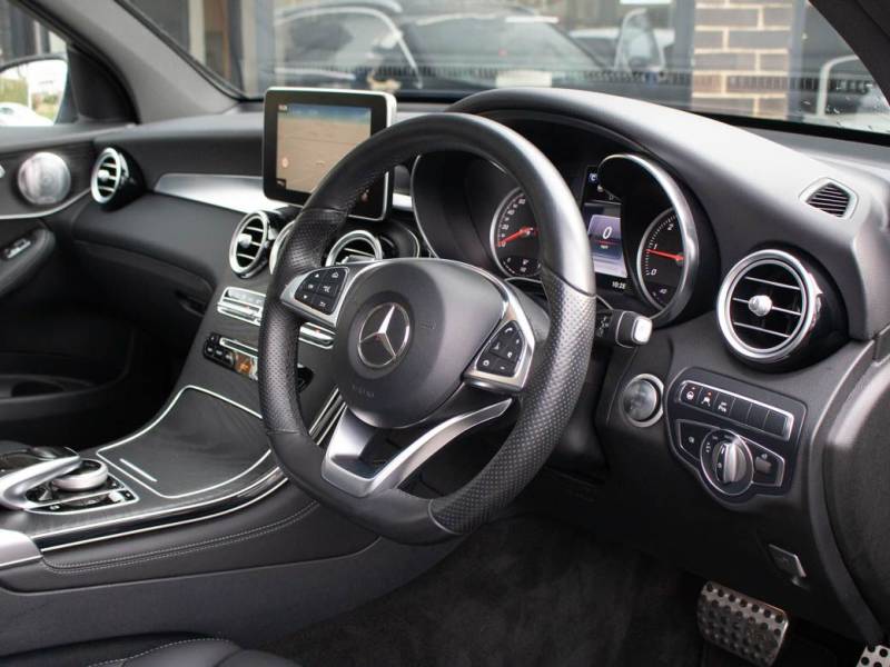 Mercedes Benz GLC   Registered:2017(17)