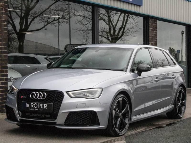 Audi RS3   Registered:2016(16)