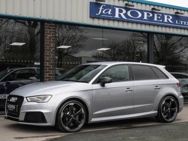 2016 Audi RS3 2.5 TFSI RS3 quattro S tronic [Nav]