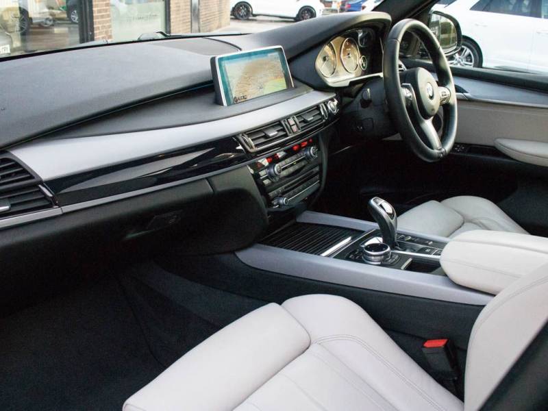 BMW X5   Registered:2014(64)
