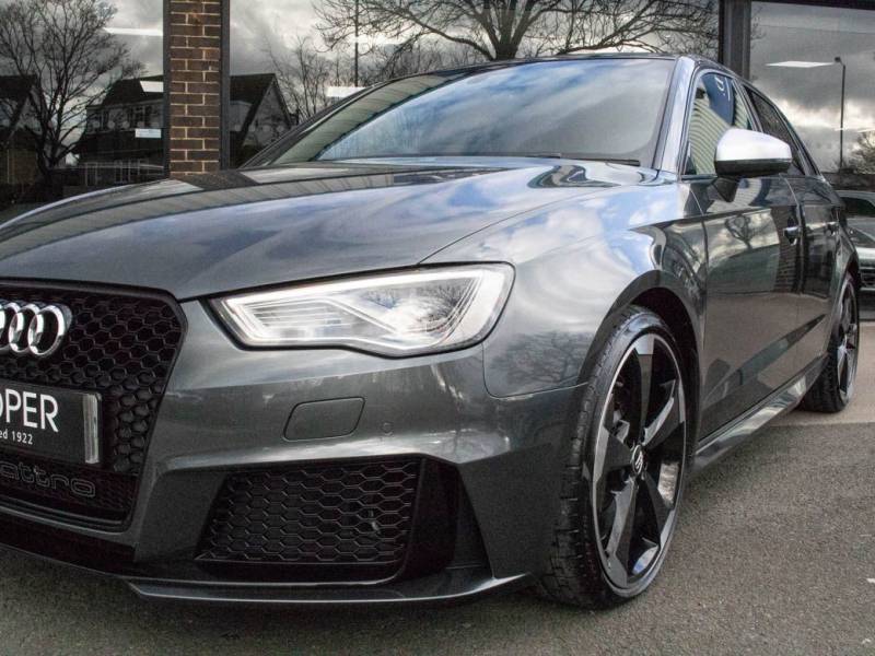 Audi RS3   Registered:2016(16)