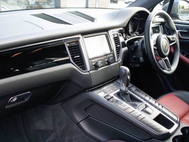 2015 Porsche Macan 3.0 V6 S Diesel PDK