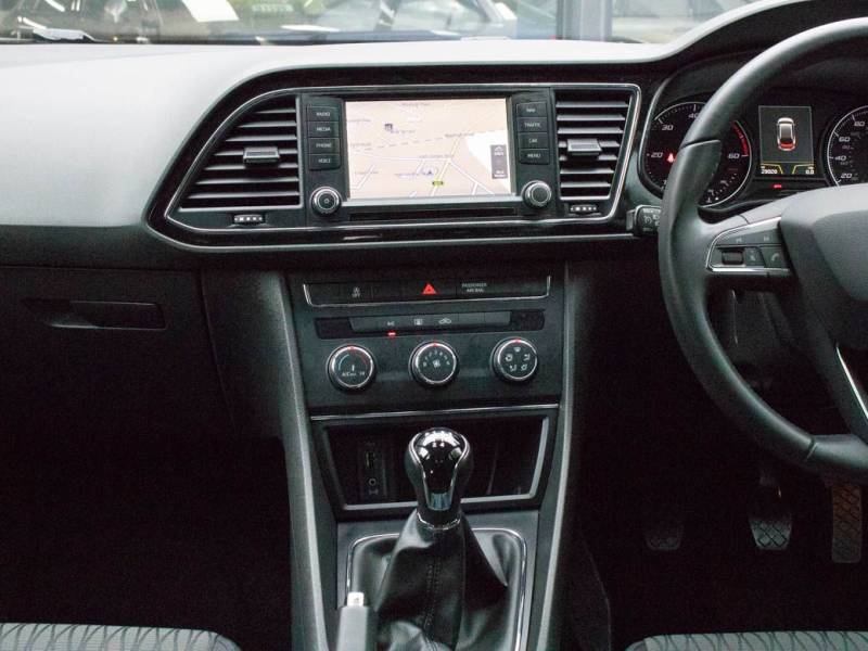 SEAT Leon   Registered:2016(66)