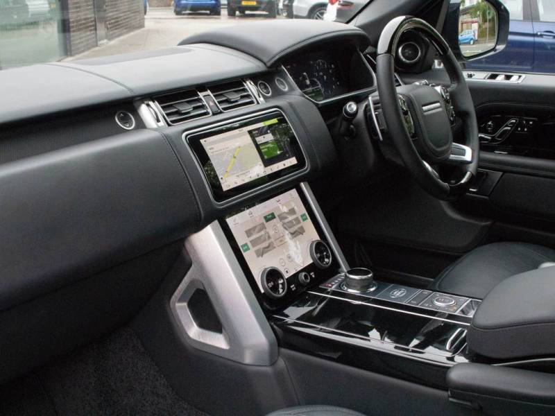 Land Rover Range Rover   Registered:2018(18)