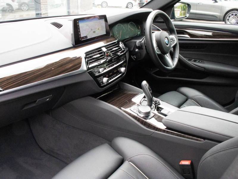 BMW 5 Series   Registered:2018(68)