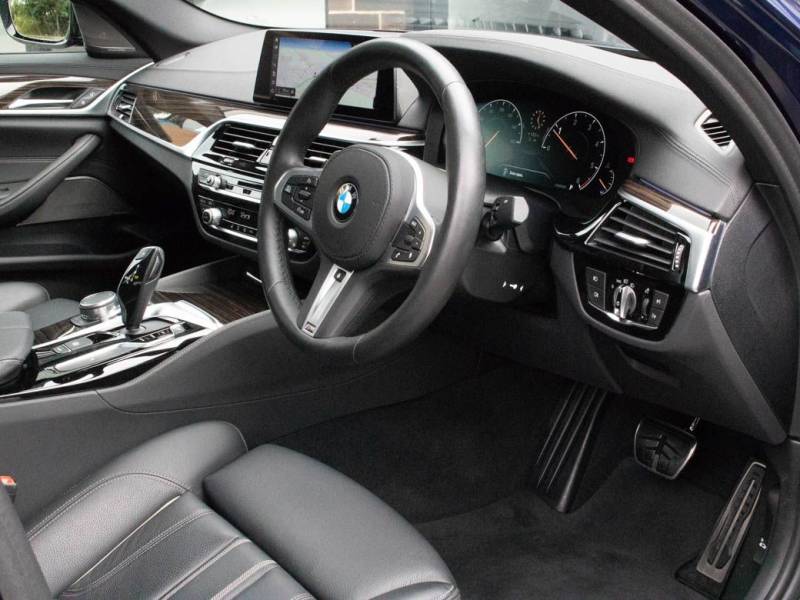 BMW 5 Series   Registered:2018(68)
