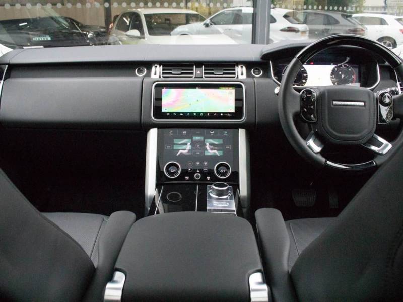 Land Rover Range Rover   Registered:2018(18)