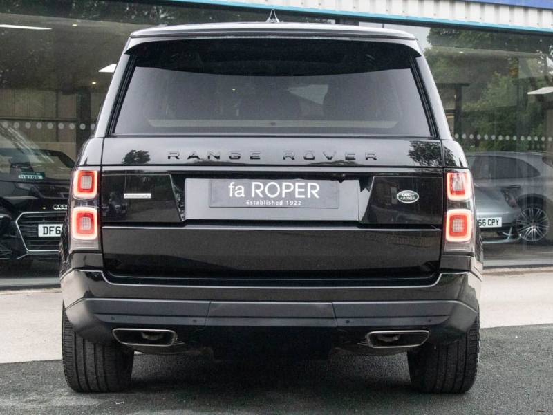 Land Rover Range Rover   Registered:2018(18)