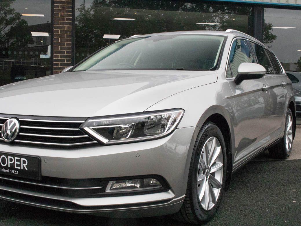 Volkswagen Passat Estate 2.0 TDI SE Business DSG Auto Estate Diesel Tungsten Silver Metallic