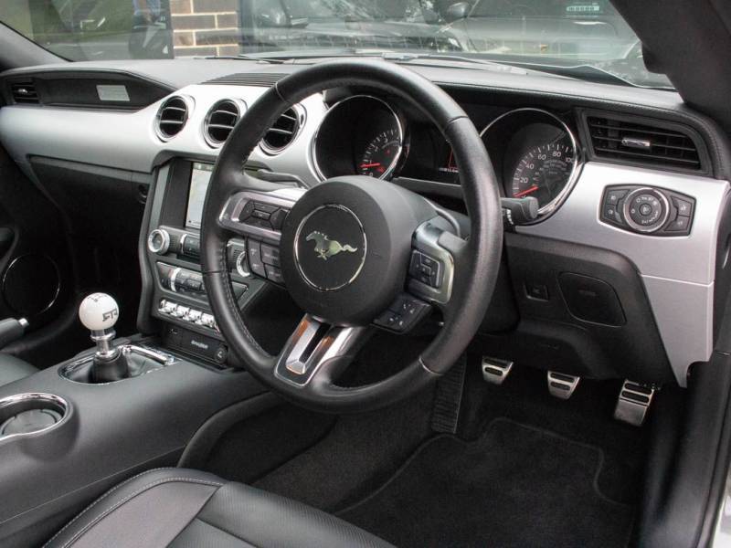 Ford Mustang   Registered:2018(18)