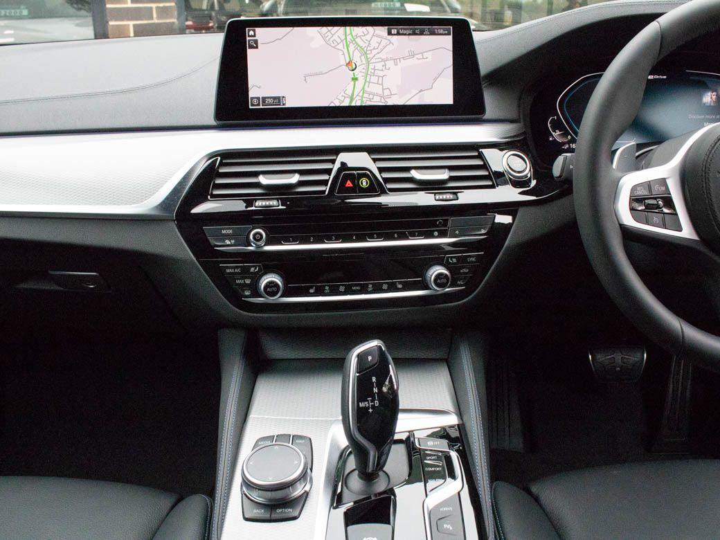 BMW 5 Series 2.0 530e xDrive M Sport Plus Pack Auto Saloon Petrol / Electric Hybrid Alpine White