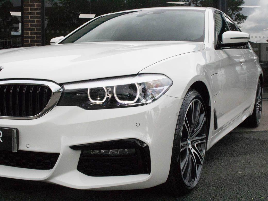 BMW 5 Series 2.0 530e xDrive M Sport Plus Pack Auto Saloon Petrol / Electric Hybrid Alpine White