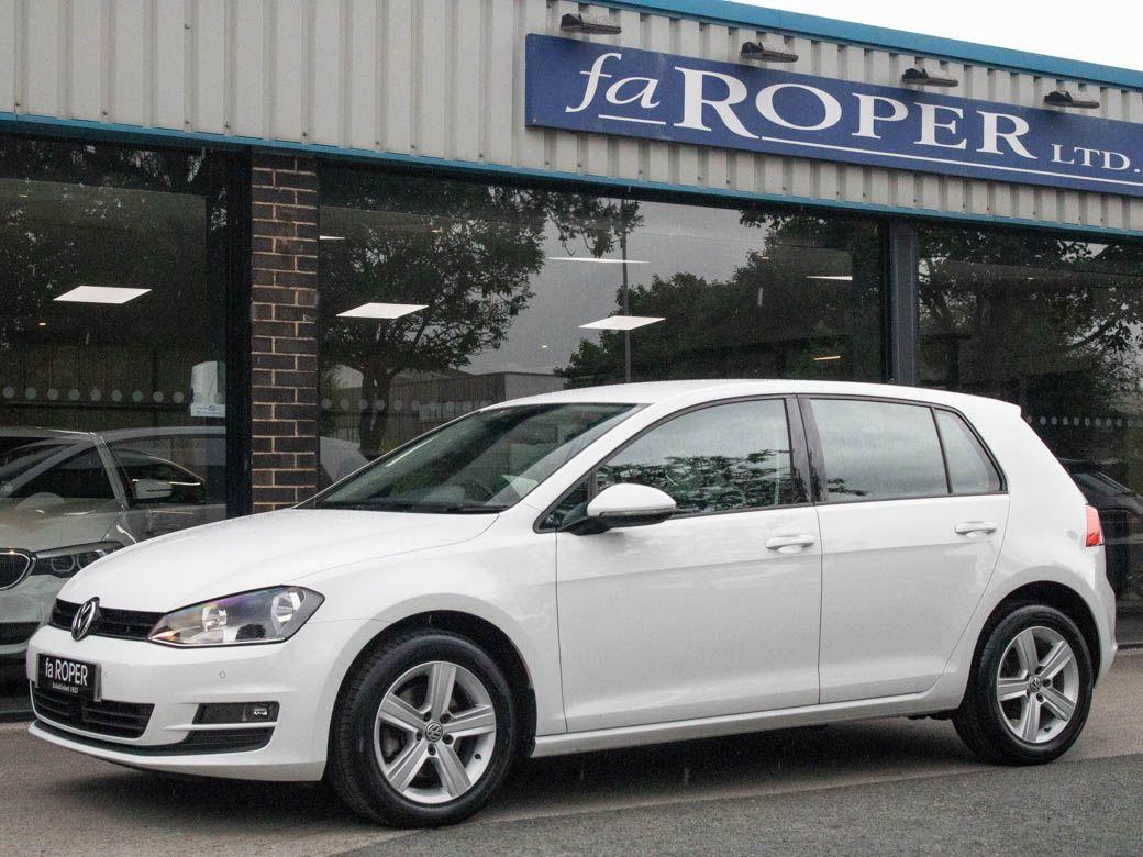 Volkswagen Golf 1.6 TDI Match 5 door DSG 110ps Hatchback Diesel Pure White