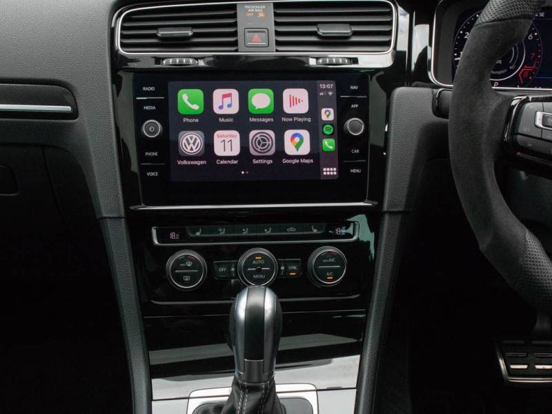 Volkswagen Golf   Registered:2018(18)