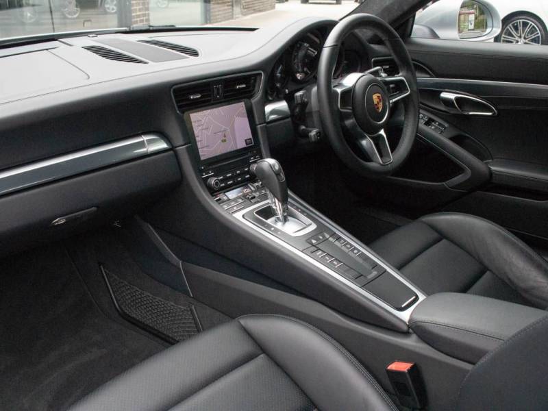 Porsche 911   Registered:2016(16)