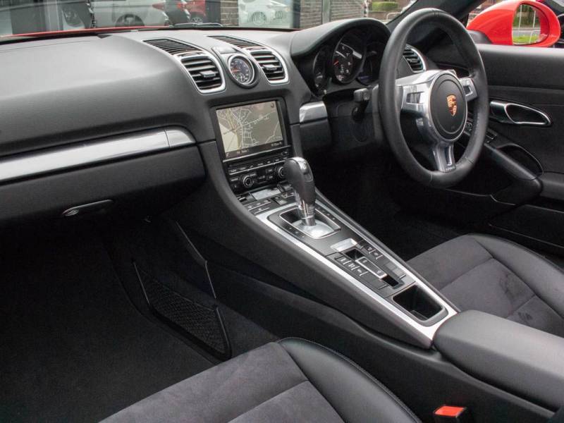 Porsche Boxster   Registered:2015(15)