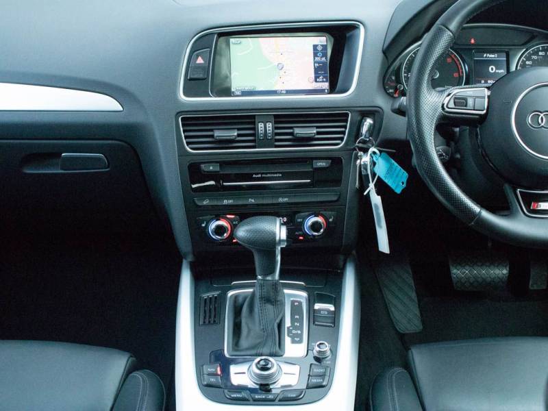 Audi Q5   Registered:2014(64)