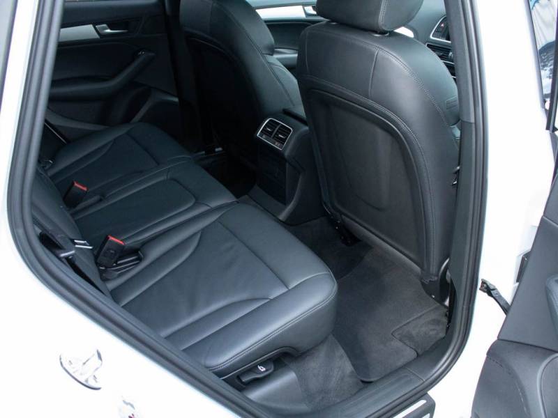 Audi Q5   Registered:2014(64)