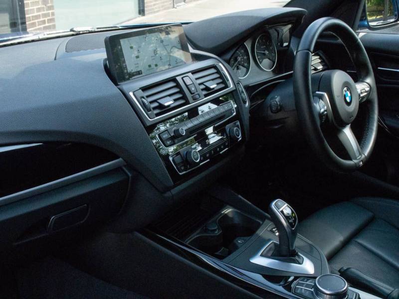 BMW 1 Series   Registered:2017(17)