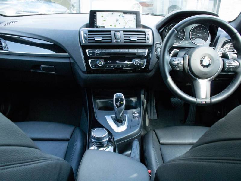 BMW 1 Series   Registered:2017(17)