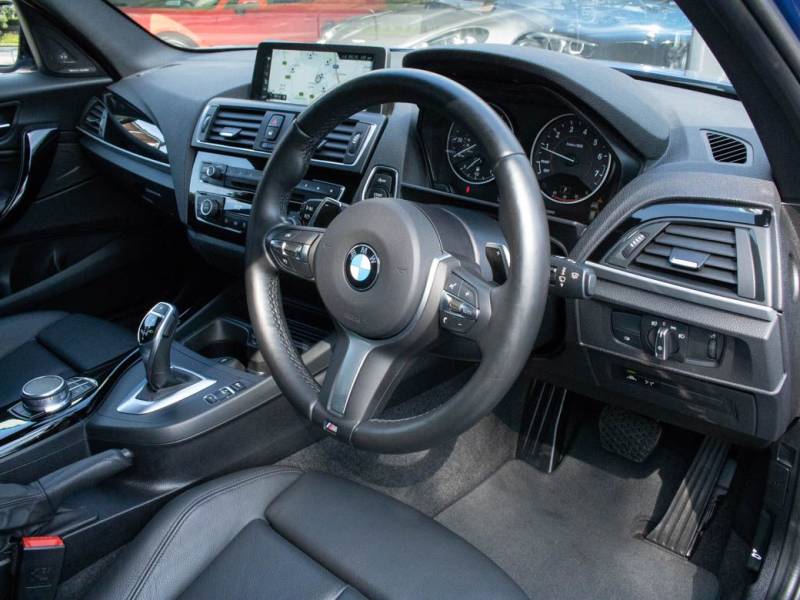 BMW 1 Series   Registered:2017(17)