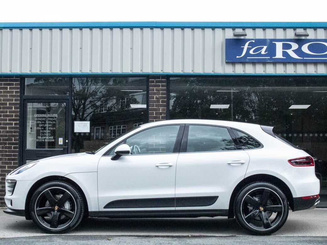 Porsche Macan 3.0 V6 S PDK Estate Petrol Carrara White Metallic