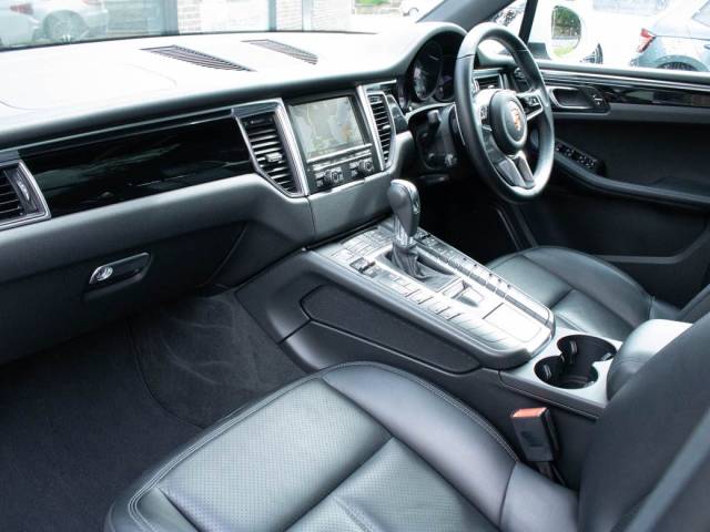 2015 Porsche Macan 3.0 V6 S PDK